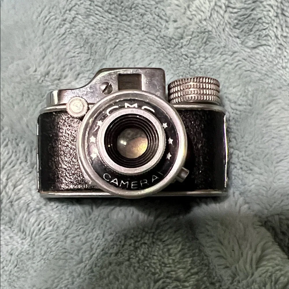 Vintage CMC Black and Silver Miniature Spy Camera